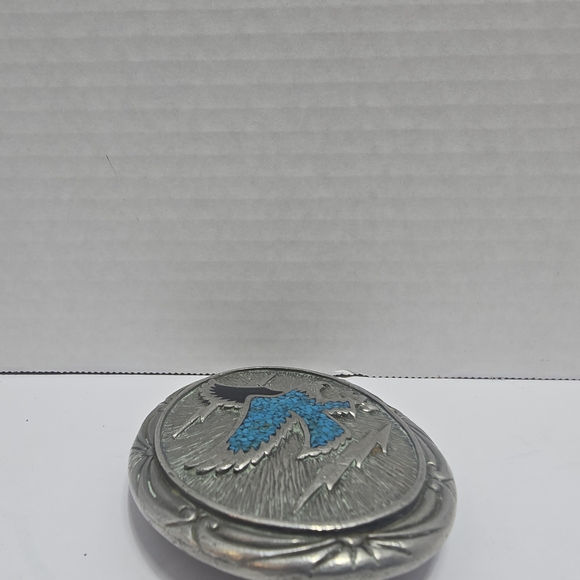 vintage silver belt buckle featuring an eagle with a crushed turquoise inlay - Picture 5 of 7